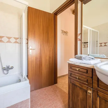 Corte Isabel Per 5 Garda Апартаменты Костермано
